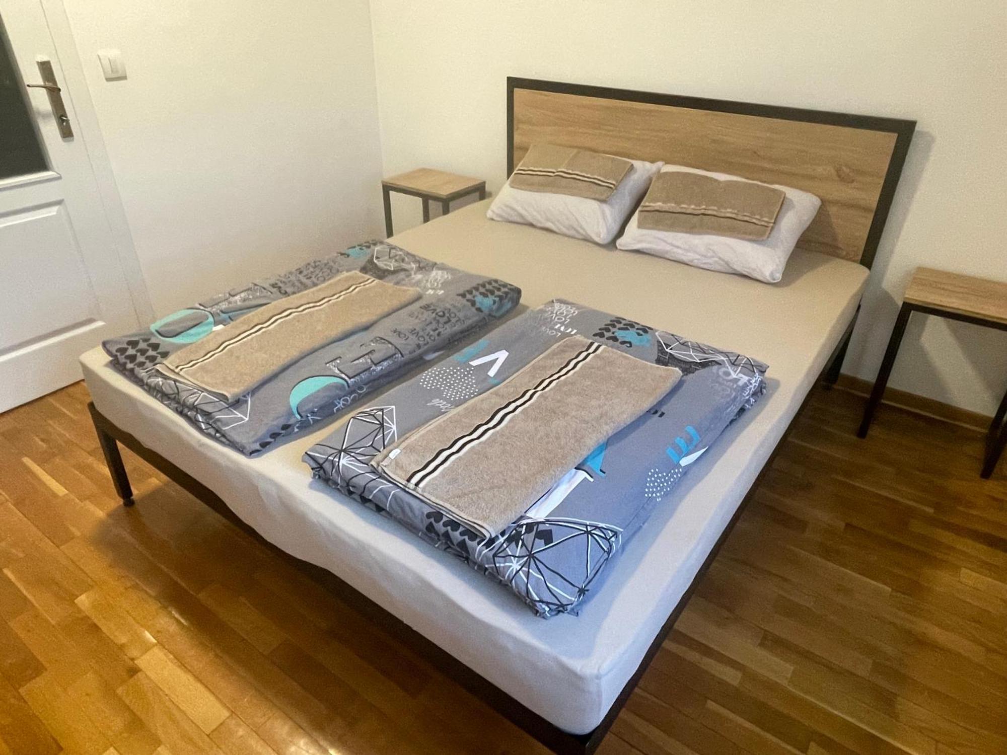Apartments Peka Dusanovac エクステリア 写真